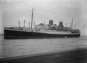 Ship Prints: On her maiden voyage. The New Zealand Shipping Cos new motor liner Rangitane