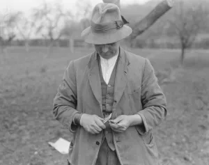 A man grafting apple trees. 1939