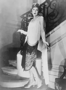 Brunette Prints: Mannequins romance. Miss J Dibble, a mannequin, who married Mr F Almy, widower