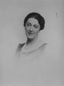 To marry General Primo De Rivera. Mme Mimi de Castellanos. 1 May 1928