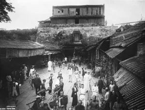 Massacre in Canton The fighting in Canton between Cantonese and Yunnanese has been