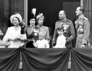 Fifties Prints: Members of the royal family on the balcony at Buckingham Palace to watch the Royal