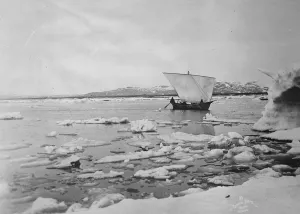 Boat Prints: Mildest winter ever experienced in Alaska. A picture recently taken in the Bering sea