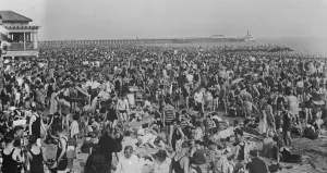 Pier Prints: More than a million people. Record jams of holiday makers on Coney Island beach