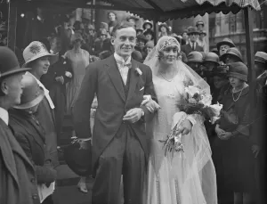 Miss Joan Reid Thomas, the covered courts lawn tennis champion was married to Mr