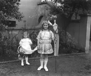 Costume Prints: Miss Mabel Ducat, Londons May Queen