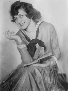Smoking Cigarette Cigar Prints: Mlle Berthe Yvert, who found ? 400 in a book she bought for four pence. 1 July 1927