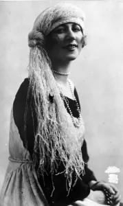 Mlle Regine Camier, the French actress. 6 August 1927