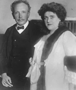 Mme Frieda Hempel the famous star of the Metropolitan Opera House, New York who