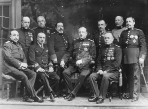 Me of the moment in Spain Seated left to right, General Muslera, Magaz, Primo de Rivera