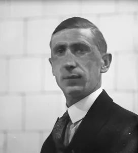 Mr Cox of ADVT department. Central News Staff. 11 February 1927
