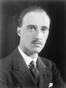 Moustache Prints: Mr H V Morton of the Daily Express March 1924