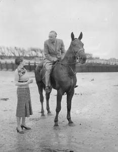 Mr Hore Belisha spends his holiday - on horseback. Away from transport problems