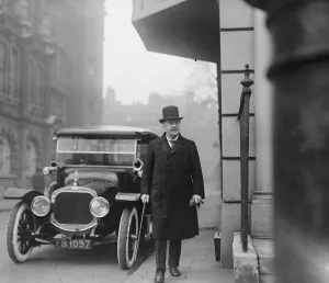 Mr Lloyd George meets liberal Peers Mr Lloyd George held a conference of Liberal