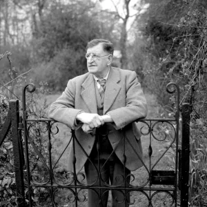 Gate Prints: Mr P. Westacott farms some 440 acres near sevenoaks, Kent has 2200 head of sheep