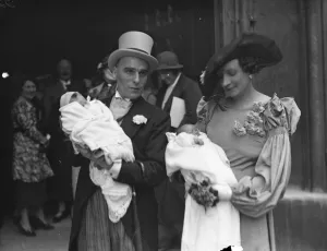 Father Prints: Mr Richard and Dr Irene Kenworthy Gayus with their infant son and daughter ( Gay