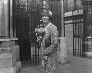 Mrs Bendir. Lady racehorse owner. 1923