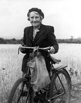 Agriculture Collection: Mrs Florence Allbeury is 80 years old. She lives at Swanley Kent. With her bicycle 1954