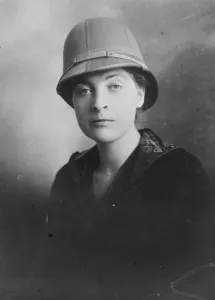 German Prints: Mystery Woman War Correspondent Fraulein Thea Von Puttkamer, the famous woman