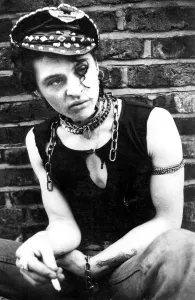 National Characters - Punk 1970 / 1970s / 70s fashion social movement / woman / punks