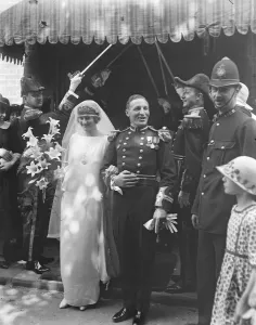 The navys popular rugby captain weds Lt W C T Eyres, the popular captain of