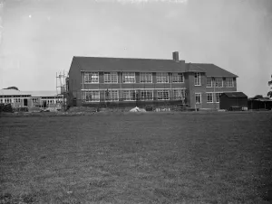 Education Prints: The new building of Chislehurst Central school. 1938