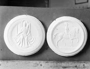 The new Great Seal of England for the reign of George VI The seals are engraved