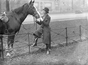 New habit for lady riders seen in Rotten Row. A new habit has been designed, where