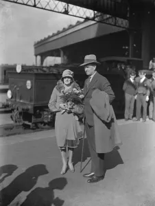 New High Commissioner for South Africa arrives at Waterloo Mr and Mrs Te Water