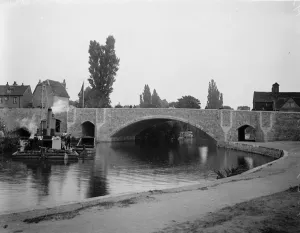 A new Thames bridge. The new bridge over the Thames at Abingdon near Oxford, which