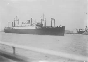 Liner Prints: New type of Cargo and passenger liners built without masts The Steamship Wenatchee