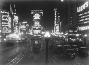 Nostalgia Prints: New York fifth avenue taken at night 1926