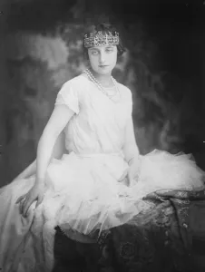 Young Woman Prints: Notable presentation at the court of Spain. Signorita Carmen Primo de Rivera