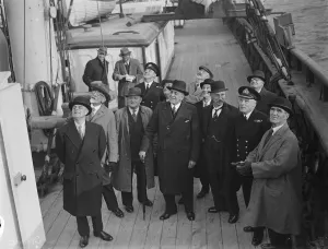 Old salts visit the Cutty Sark in Greenhithe, Kent, with Commander Gordon Charles