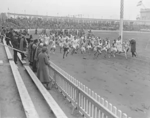 Olympic Games Prints: Olympic Games at Antwerp Start of the Marathon Race 24 August 1920