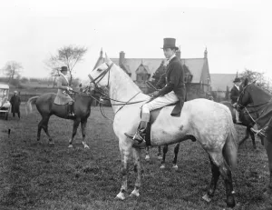 Opening meet of the Quorn Hunt at Kirby Gate. Lord Churchill 7 November 1922