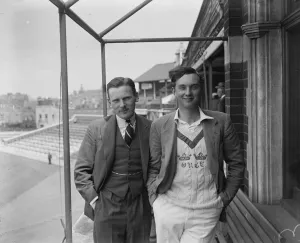 Oxford University cricketer s. C K Hill Wood ( left ) and P V F Cazalet. June 1928