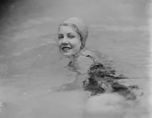 A Pacific mermaid. Miss Ruth Selwin, a well known American swimmer known to her