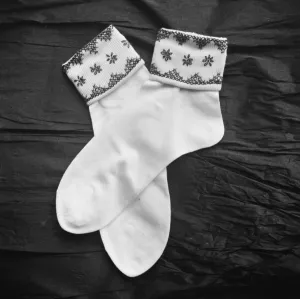 A pair of ankle socks. 1938