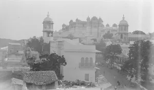 Indian Prints: The palace at Udaipur in India 1921