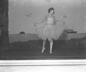 Performing Prints: A pantomine rehearsal at the Stansted Theatre, West Sussex. Lady Moyra Ponsonby