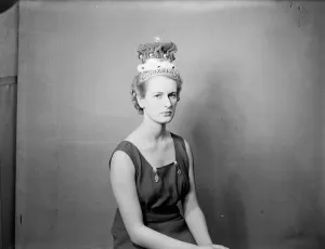Hair Prints: Peeresses and other titled guest at the coronation ceremony in Westminster Abbey