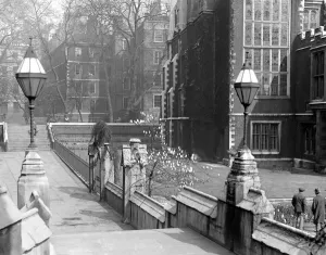 Lights Prints: People at the Middle Temple, Inns Of Court, London, UK, England