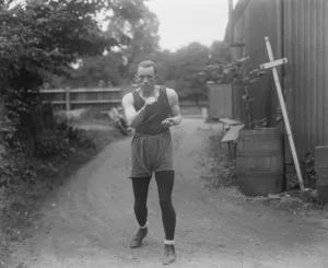 Phil Bond featherweight weight division 1925