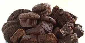 Images Dated 28th August 2003: Pile of organic chocolate muffins and brownies