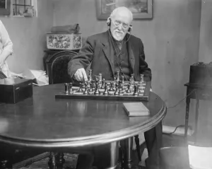 Poet painter of Stoke Newington 98 but still keen on chess. Elijah Wheeler