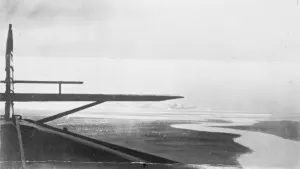 The polar flight N25 over ice on 87 44 just before landing 6 July 1925