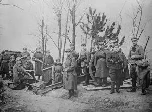 Polish Women defend their own country August 1920