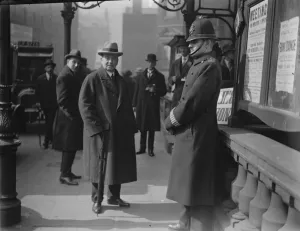 Polling day scenes in the Westminster Abbey division By - election. Mr Arthur Henderson