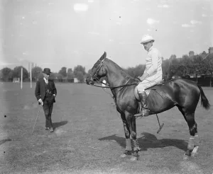 Event Prints: Polo at the Hurlingham Club - Major FW Barratt, no. 2 in the English Polo team